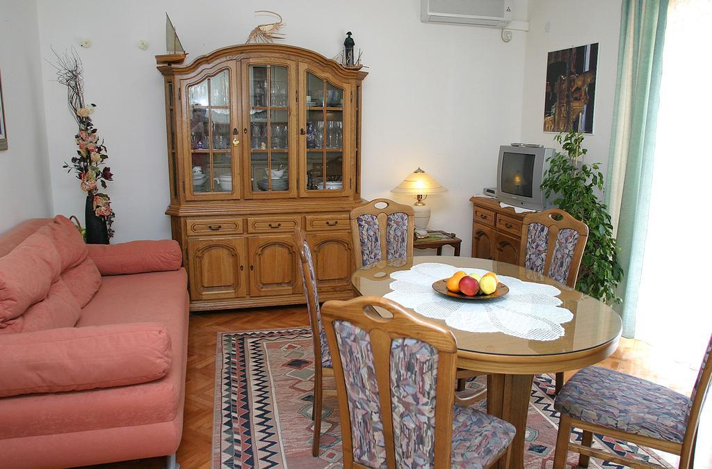 Apartments Belas Trogir Room photo